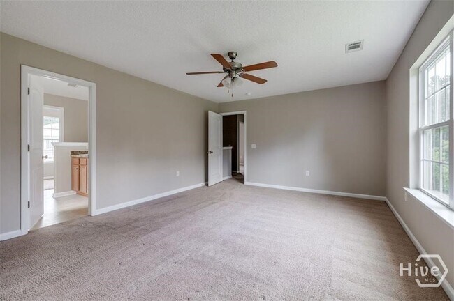 Building Photo - 62 Peregrine Cir