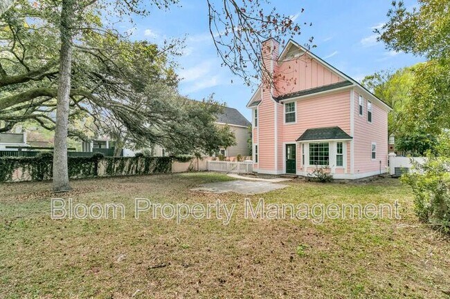 Building Photo - 974 Governors Rd