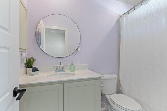 Building Photo - 1228 Sapphire Ln