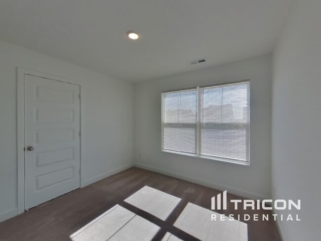 Building Photo - 11436 Hartwell St