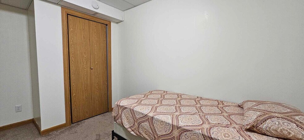 Building Photo - 245 Front Ave