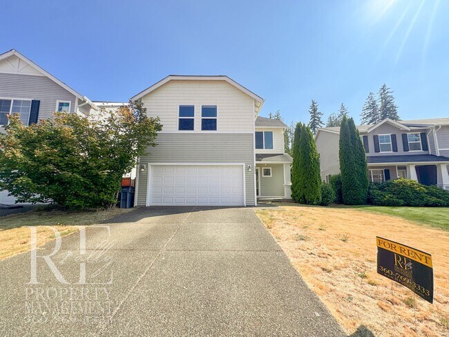 Building Photo - 2290 SW Siskin Cir