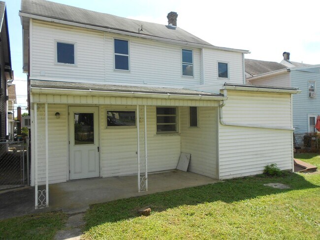 Building Photo - 222-224 Cleveland Ave.