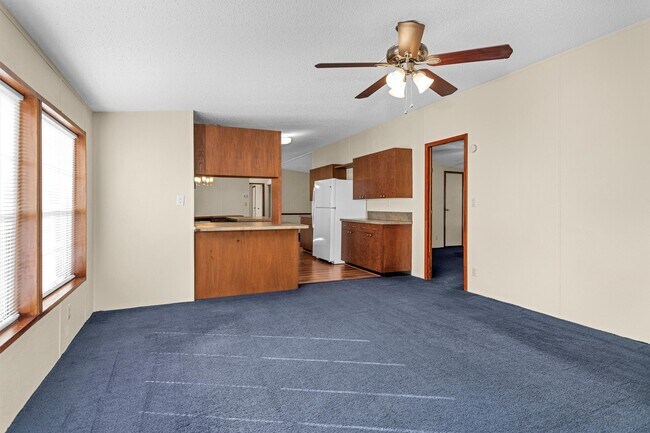 Building Photo - 11261 Rose Rd