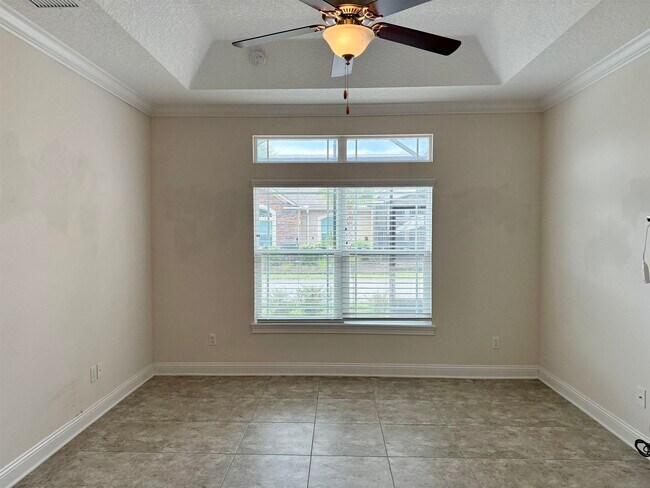 Building Photo - 71 Utina Wy