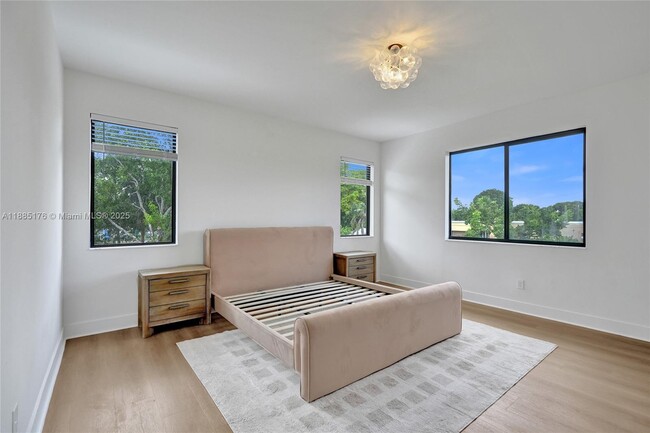 Building Photo - 13145 Addilyn Ct