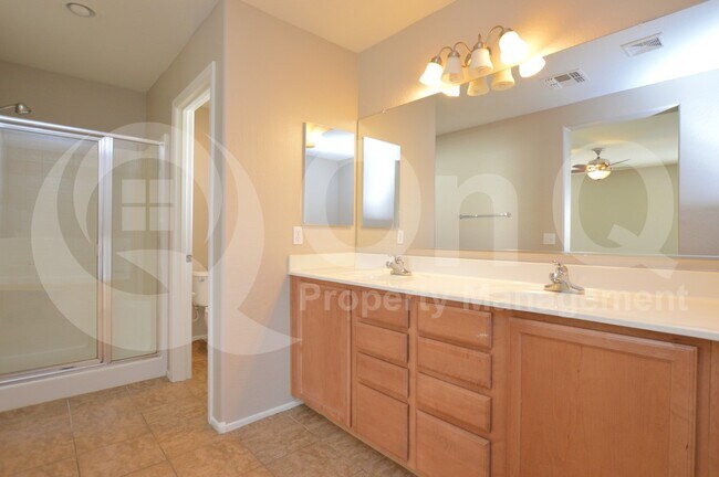 Building Photo - 1337 S Joshua Tree Ln