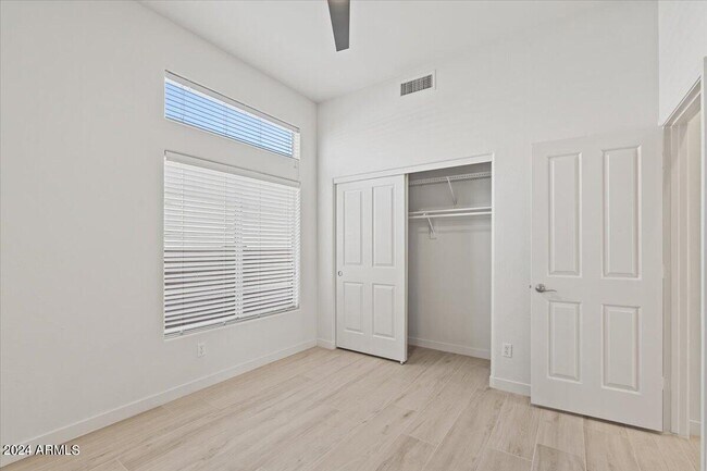 Building Photo - 8875 E Conquistadores Dr