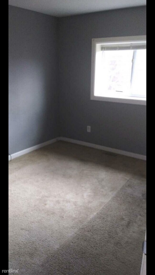 Building Photo - 2 br, 1 bath Duplex - 10118 Camshire Ct