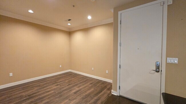 Building Photo - 5501 DeMarcus Blvd