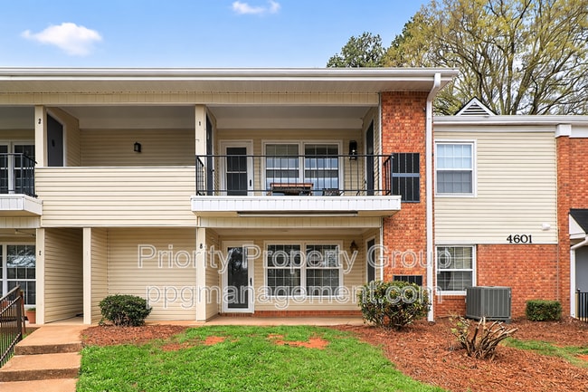 Building Photo - 4601 Coronado Dr