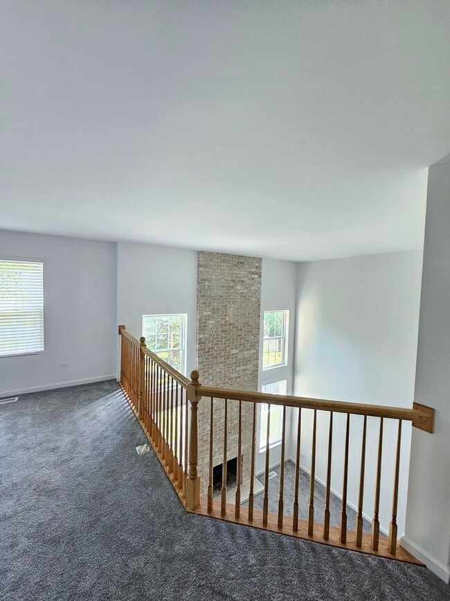 Building Photo - 1269 Bradley Cir