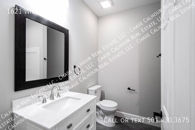 Building Photo - 1621 Wilson Rd