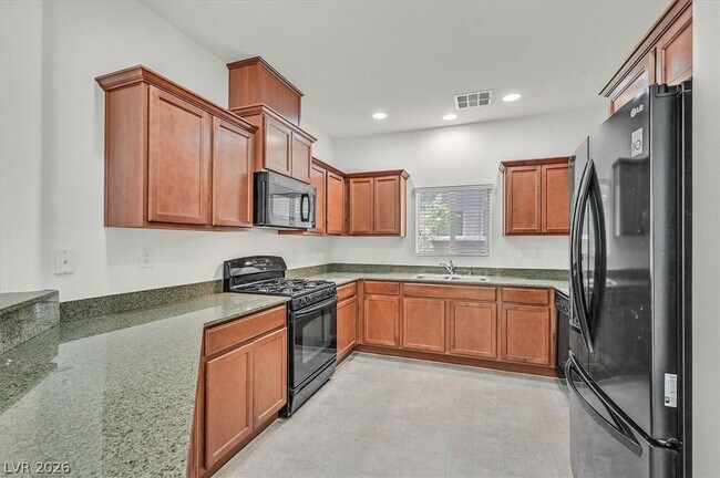 Building Photo - 9599 Vega Carpio Ave