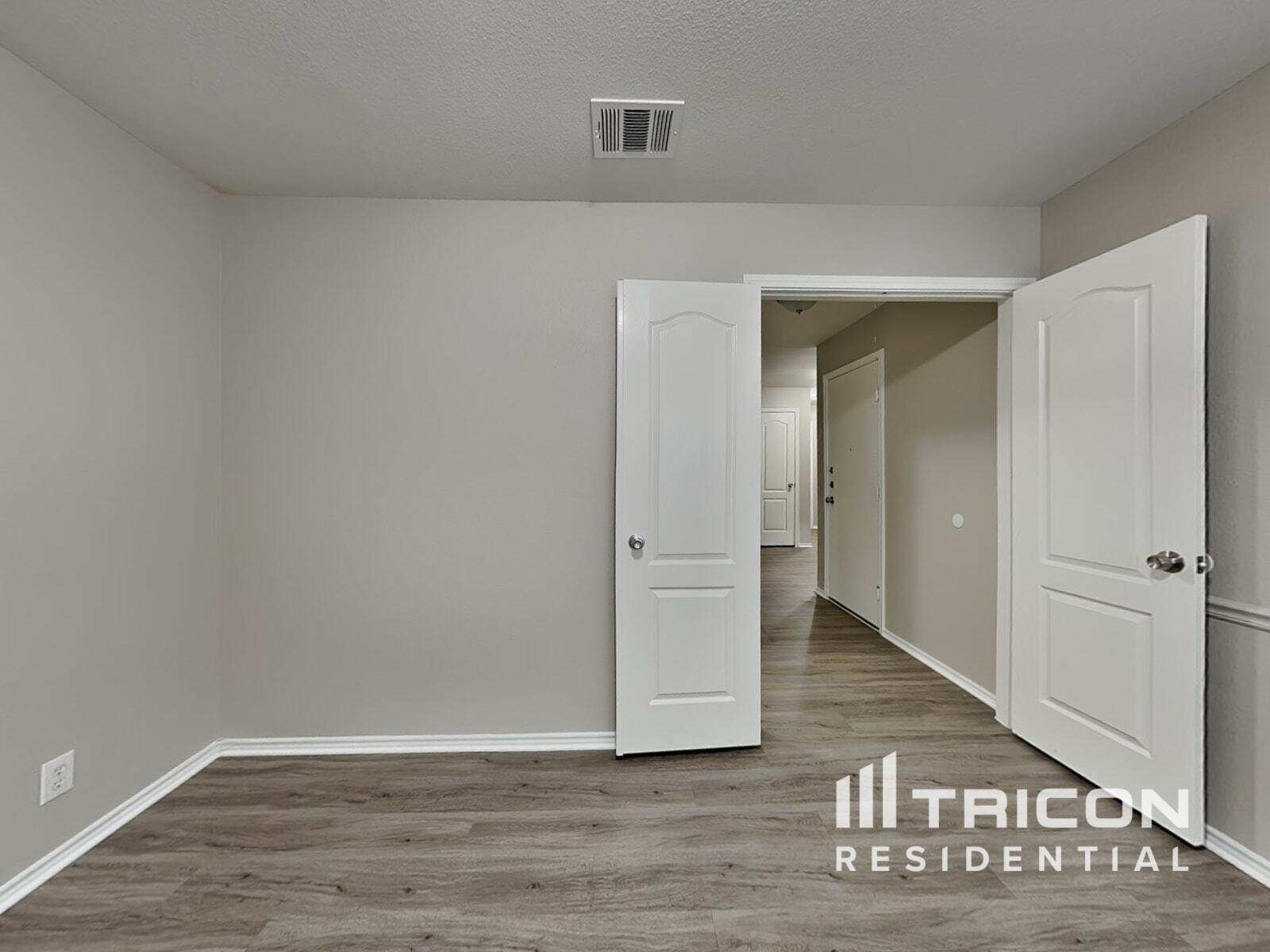 Building Photo - 227 Rock Springs Dr
