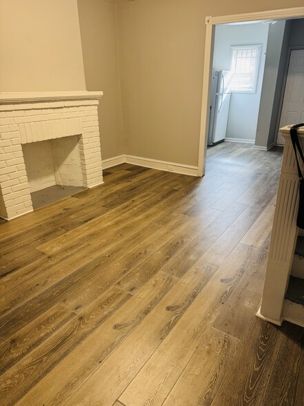 Building Photo - 646 E Allegheny Ave