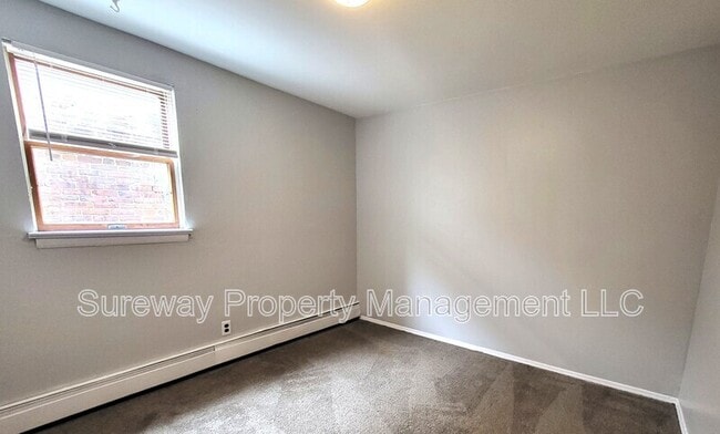 Building Photo - 309 Green St