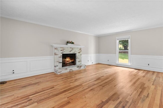 Building Photo - 1428 Brookcliff Dr