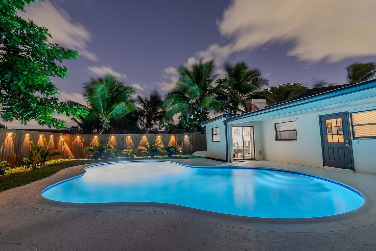 Building Photo - 7531 Simms St