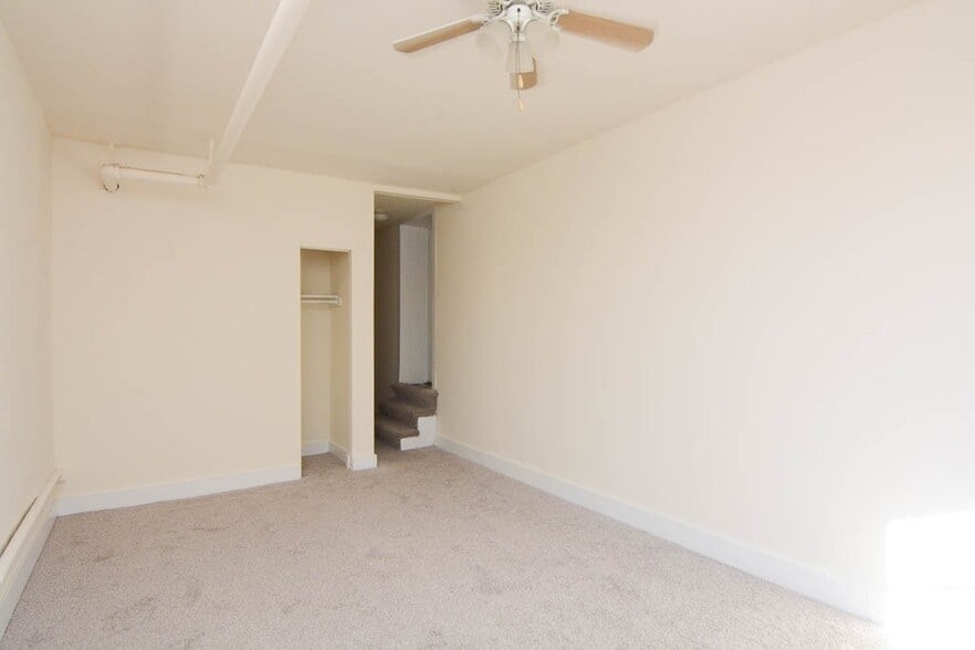 Building Photo - 1542 N Kedzie Ave