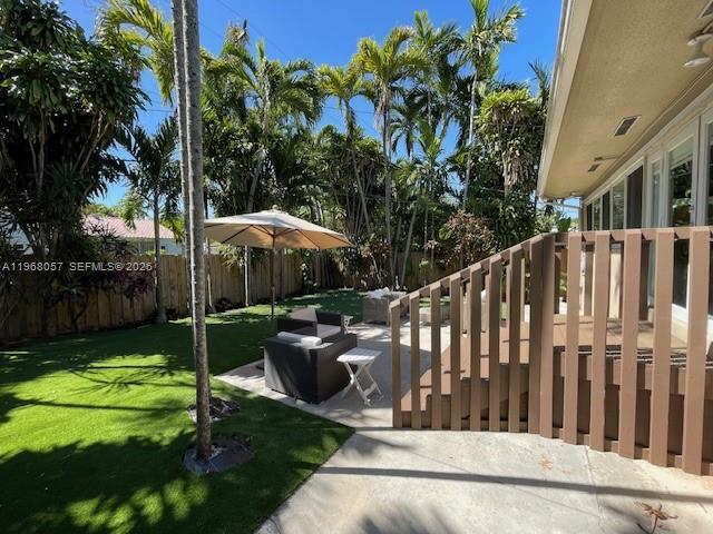 Building Photo - 750 NE 72nd Terrace