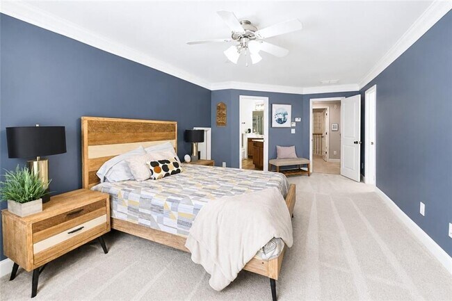 Building Photo - 2540 Village Creek Landing SE