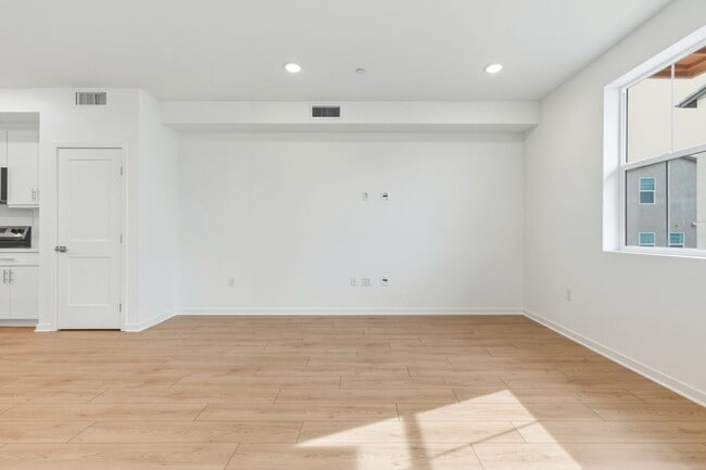 Building Photo - BRAND NEW 3 BEDROOM 2 BATH CONDO IN COVINA!