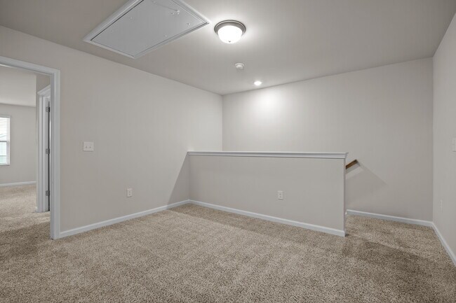 Building Photo - 929 Clearhaven Ln