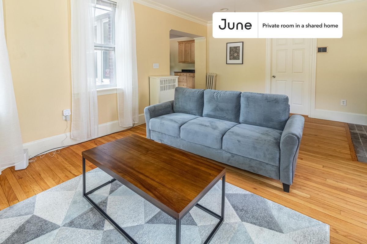 Building Photo - Room in Shared 5 bed/2 bath home in Brighton