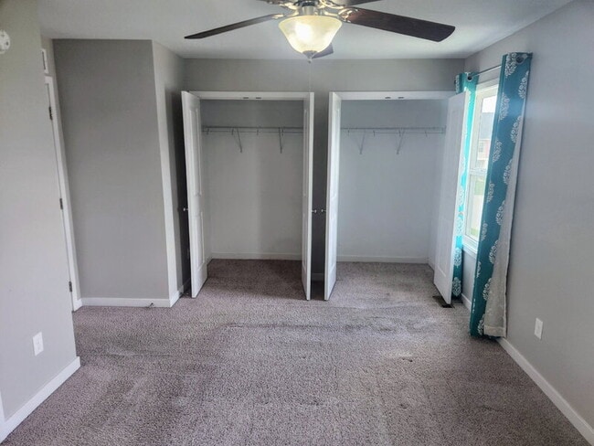 Building Photo - 7874 Cottonwood Ln