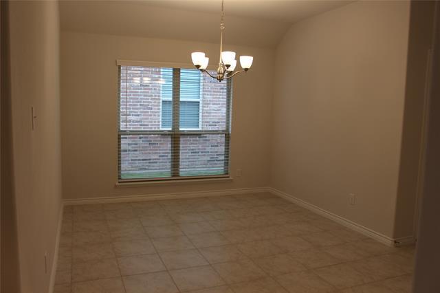 Building Photo - 5010 Flanagan Dr