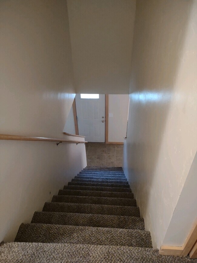 Building Photo - 155 Mulligan Ln