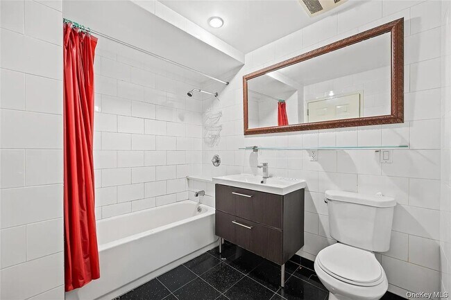 Building Photo - 106-07 Northern Blvd