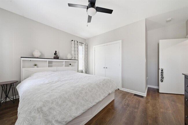 Building Photo - 1201 Grove Blvd