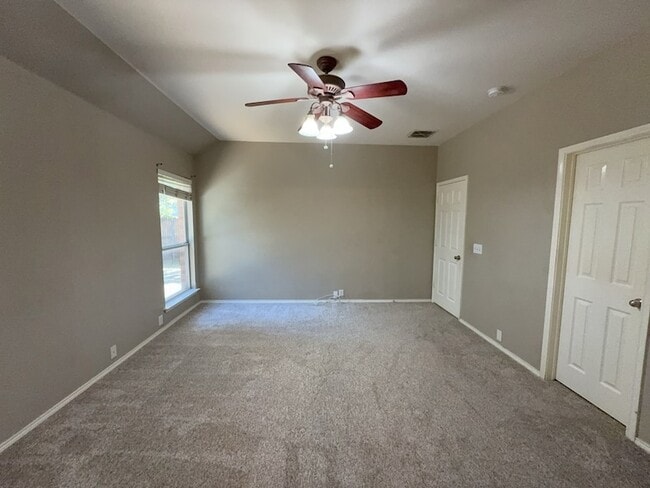 Building Photo - 3024 Peppercorn Dr