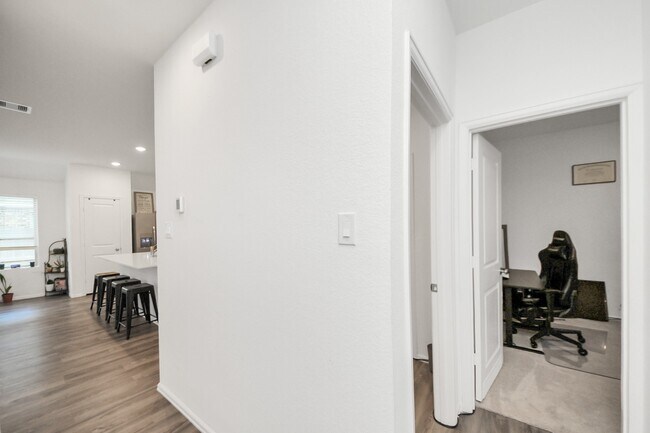 Building Photo - 5418 Rabbit Crk Ln