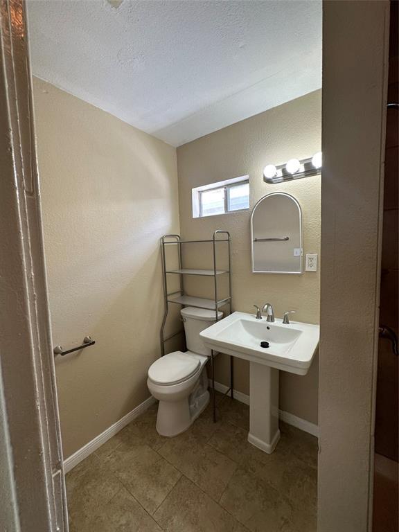 Building Photo - 6723 Avenue Q