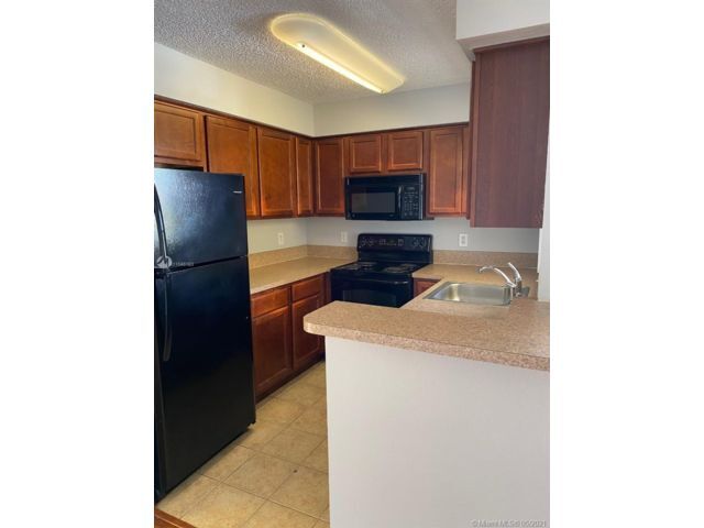Primary Photo - 7610 Westwood Dr