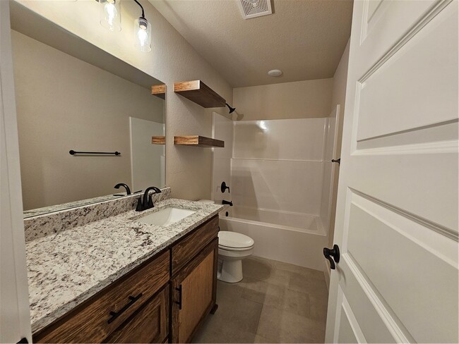 Building Photo - 7102 SW High Meadow Blvd