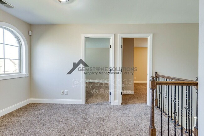 Building Photo - 1634 Earl Ct