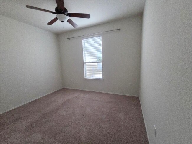 Building Photo - 14008 Eucalyptus Bnd