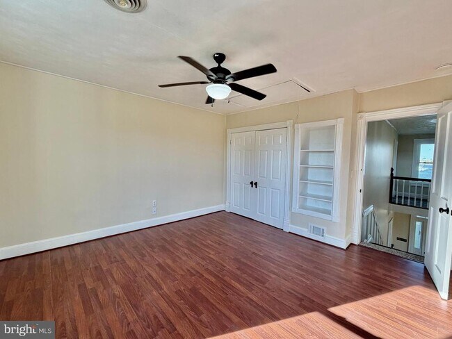 Building Photo - 48600 Deep Cove Ln