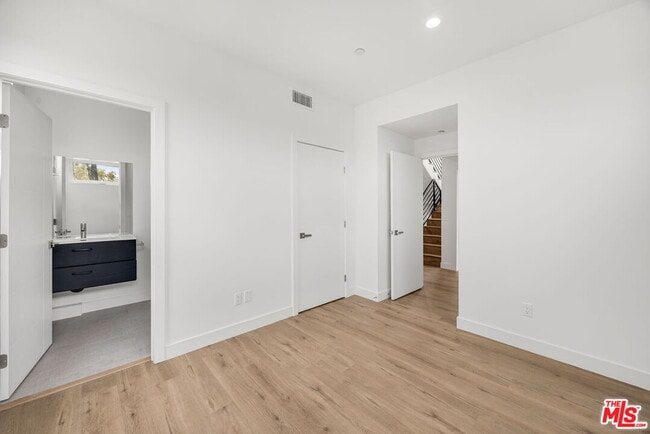 Building Photo - 11255 Hatteras St