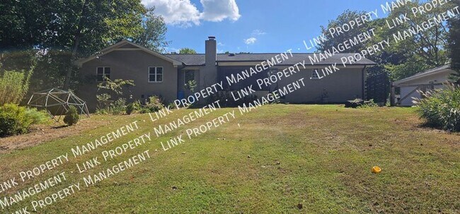 Building Photo - 9328 Berkshire Cir