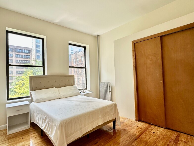 Primary Photo - 309 W 111th St