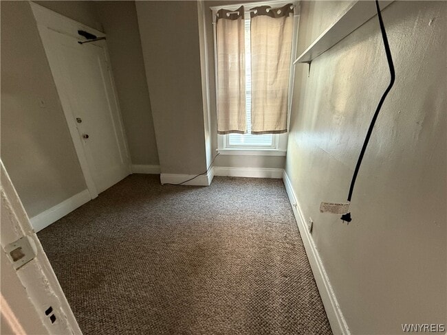 Building Photo - 319 Bryant St