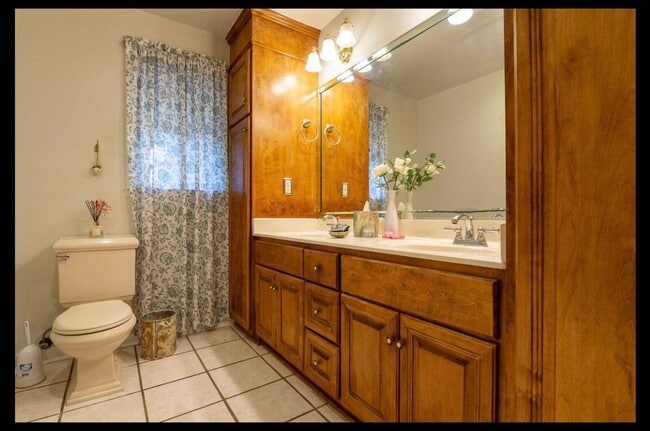 Building Photo - 6554 George Walton Dr