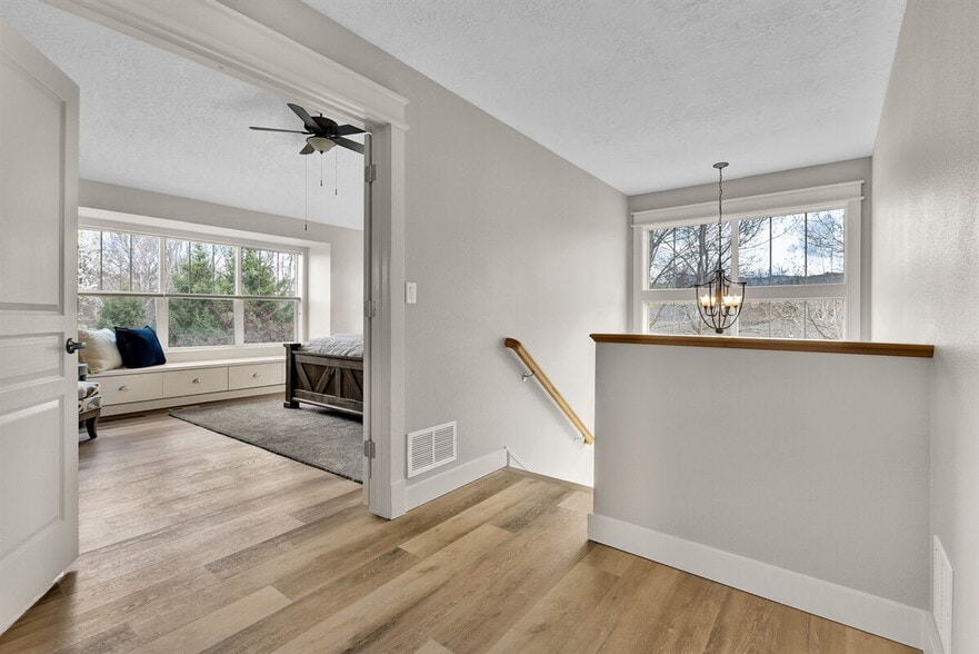Building Photo - 5722 W Hidden Springs Dr