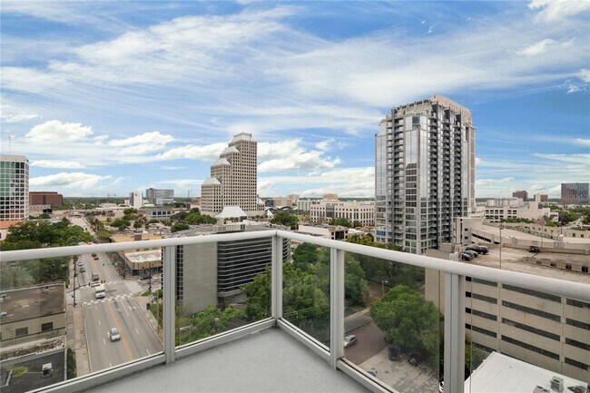 Building Photo - 150 E Robinson St