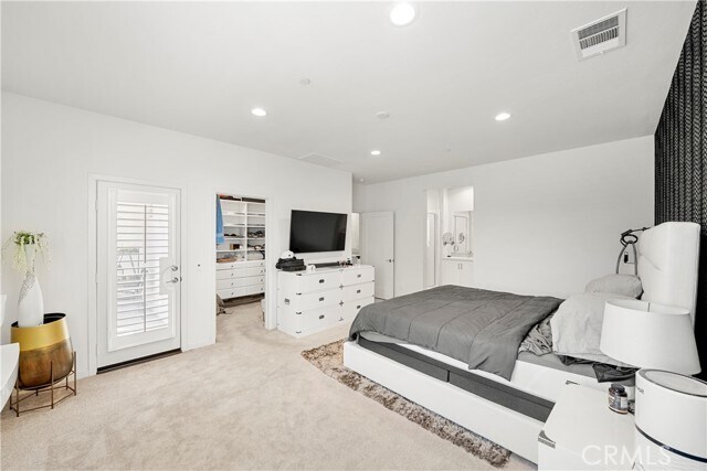 Building Photo - 120 Novel